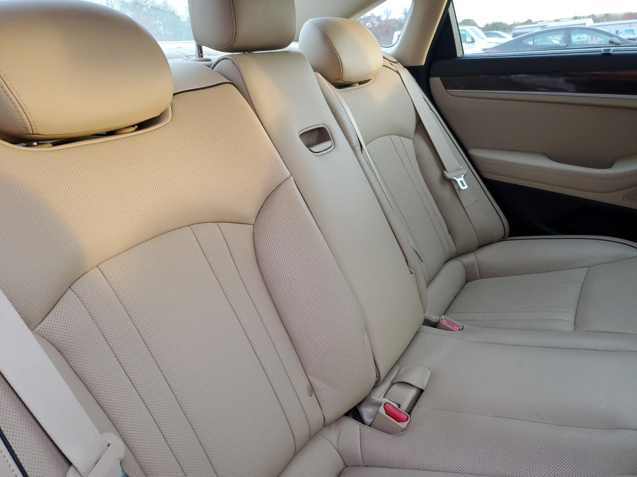 2016 Hyundai Genesis 3.8L VIN: KMHGN4JE5GU118514 Lot: 91628615