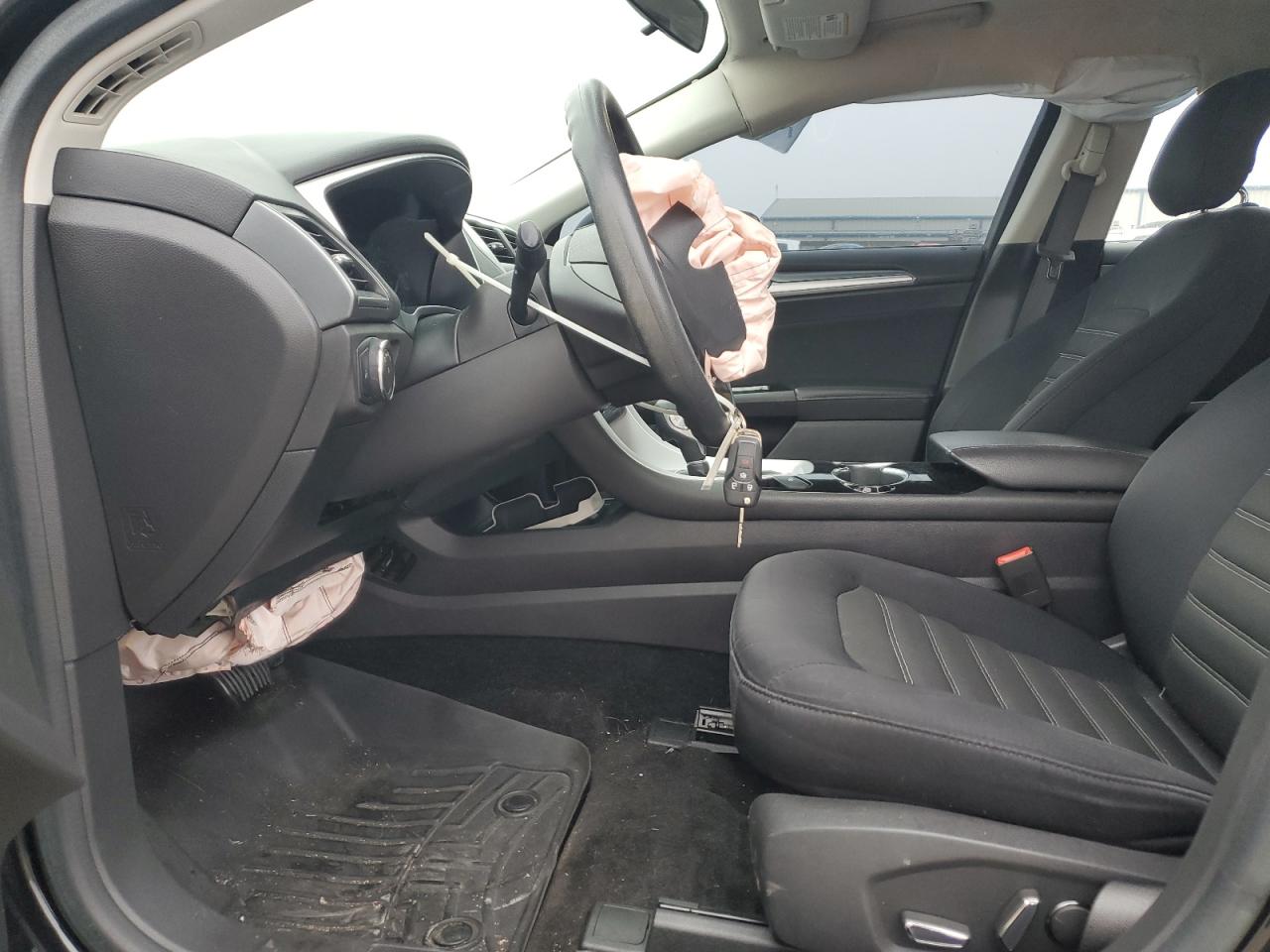 2015 Ford Fusion Se VIN: 1FA6P0H71F5100066 Lot: 93234175