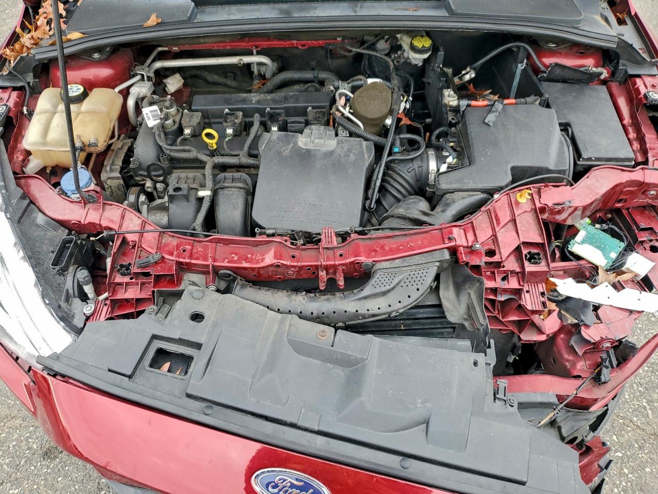 2016 Ford Focus Titanium VIN: 1FADP3J20GL256605 Lot: 93925575