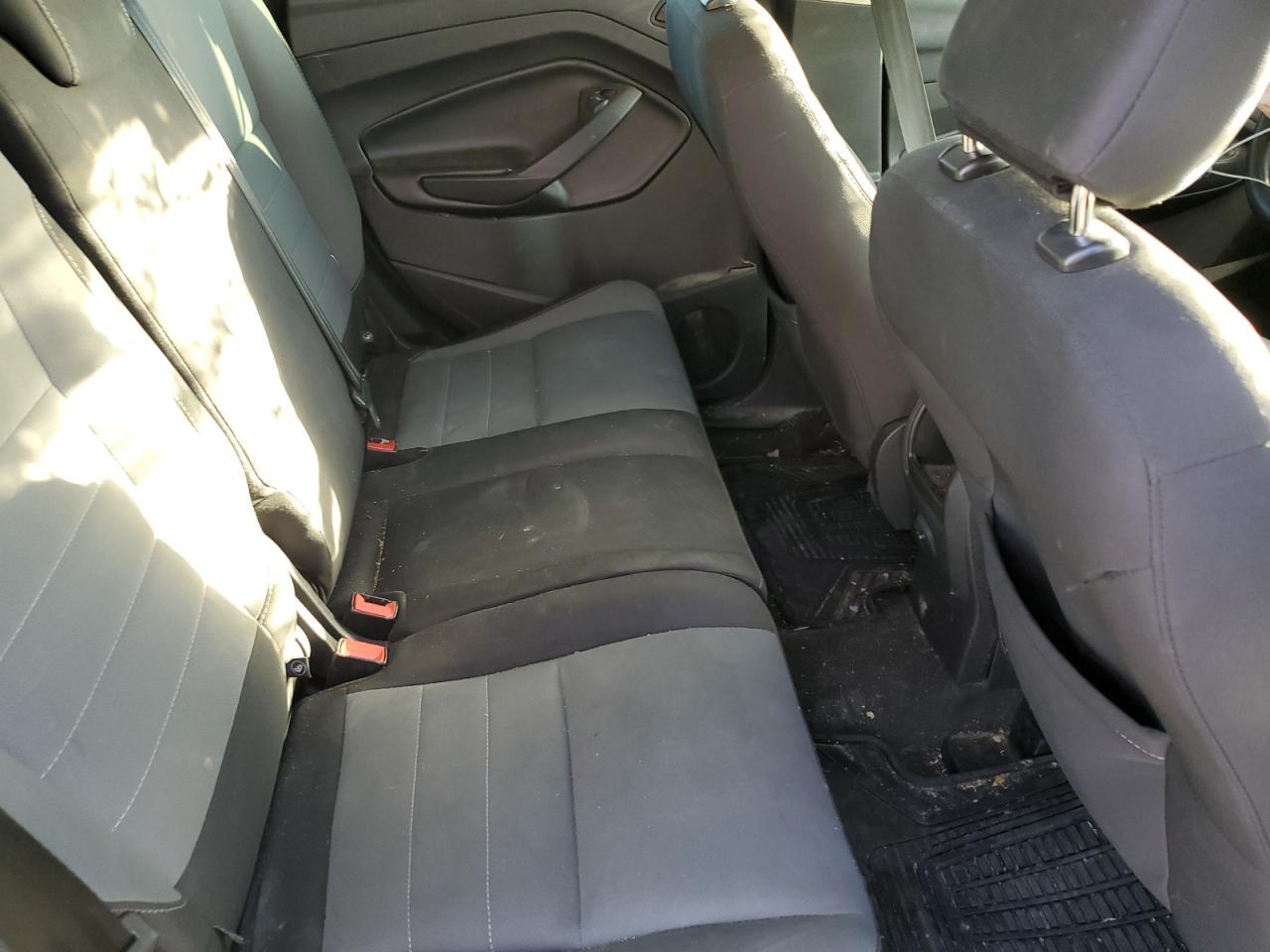 2018 Ford Escape S VIN: 1FMCU0F78JUB68447 Lot: 93093835