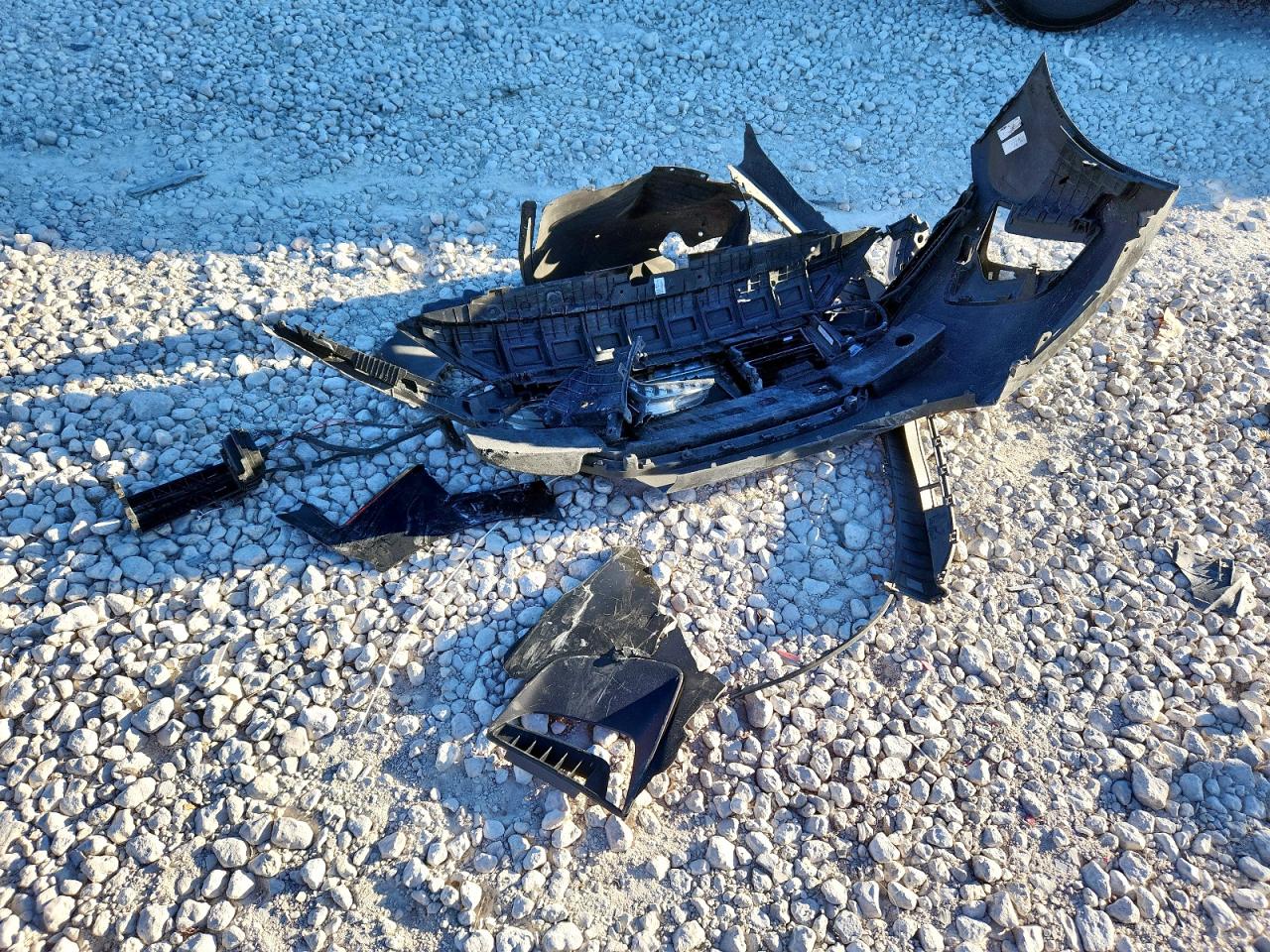 2018 Hyundai Ioniq Sel VIN: KMHC75LC1JU103025 Lot: 92546275