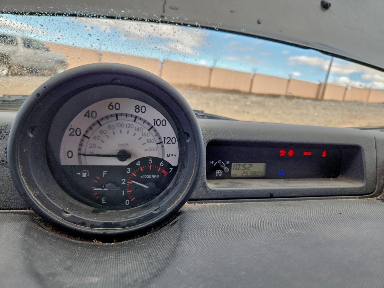 2004 Toyota Scion Xb VIN: JTLKT334440134231 Lot: 94328605