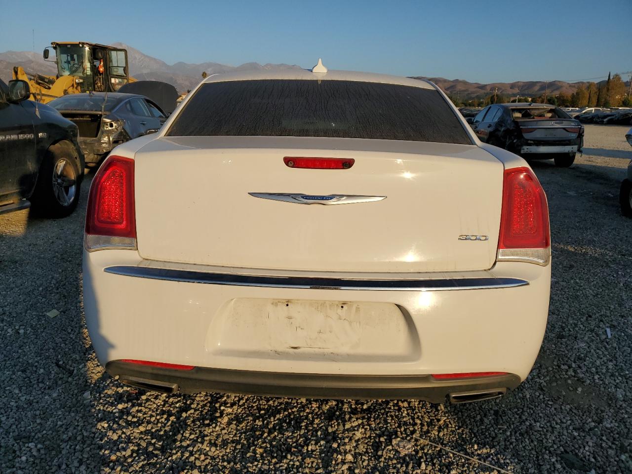 2018 Chrysler 300 Limited VIN: 2C3CCAEG3JH148757 Lot: 91307505