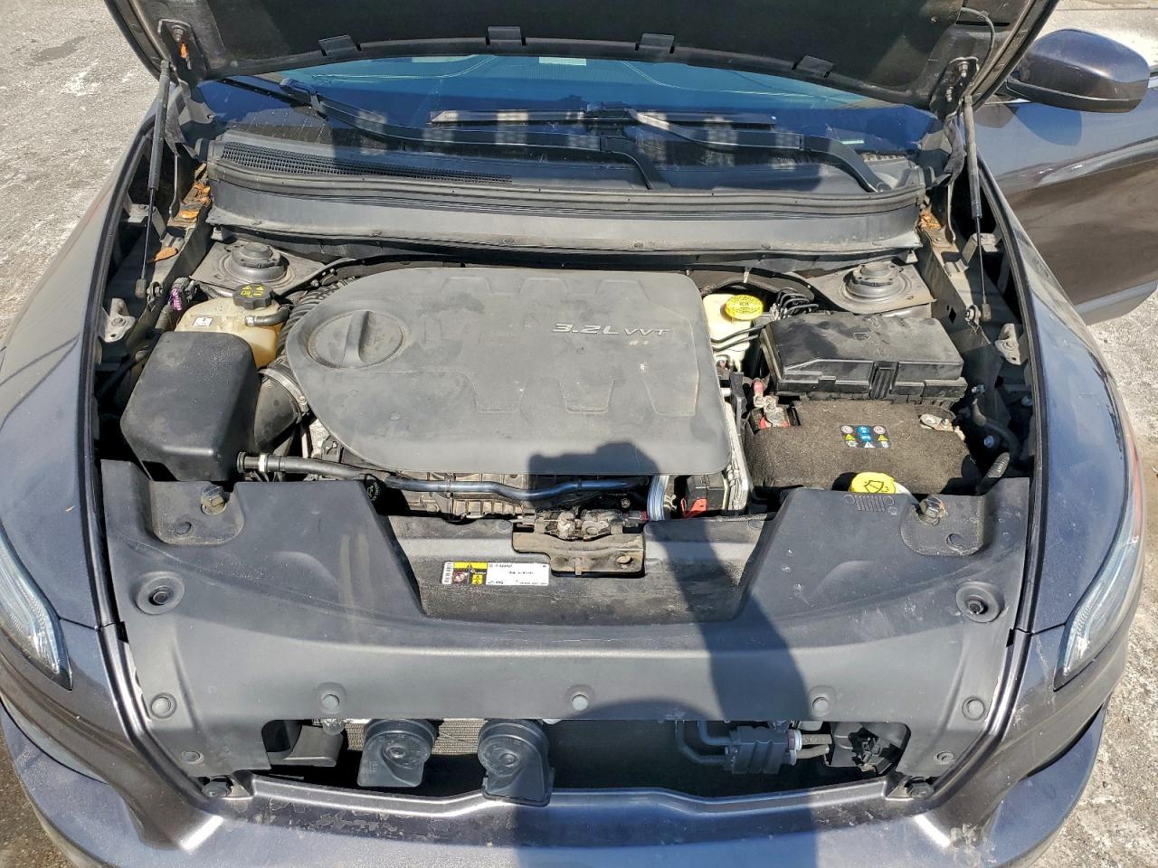 2014 Jeep Cherokee Latitude VIN: 1C4PJMCS0EW183937 Lot: 93552575