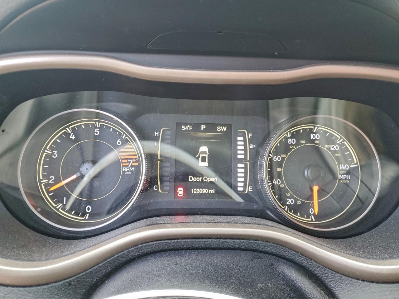 2016 Jeep Cherokee Latitude VIN: 1C4PJMCBXGW322880 Lot: 93091125