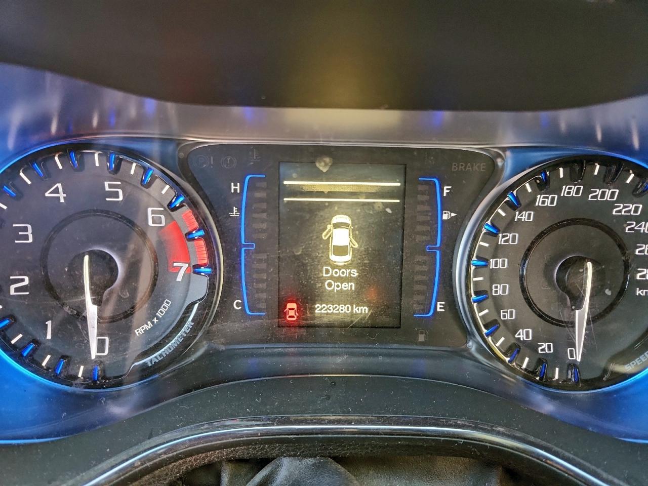 2015 Chrysler 200 S VIN: 1C3CCCBB9FN712138 Lot: 94488115