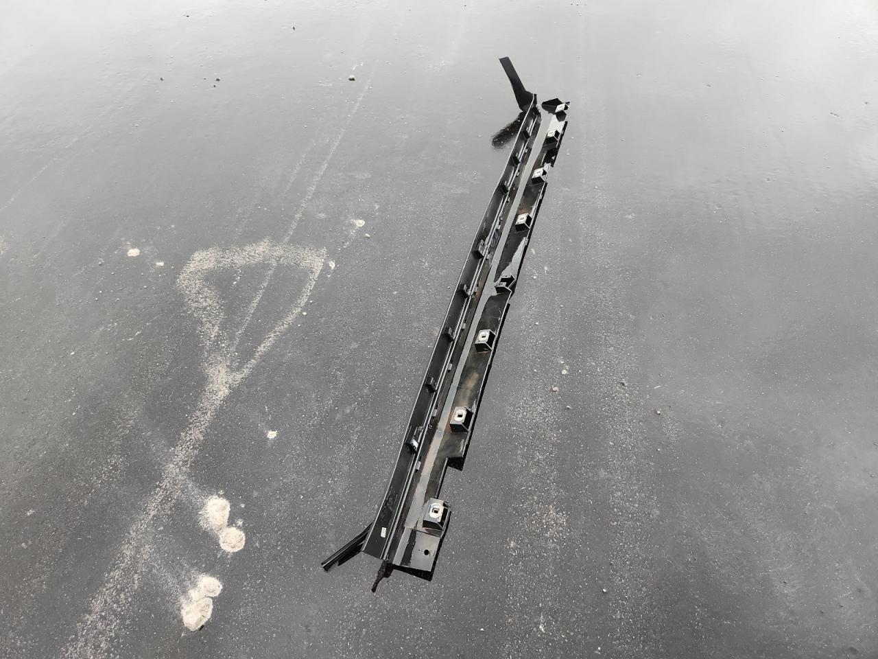 2018 Ford Escape Se VIN: 1FMCU0G98JUC89303 Lot: 93228805