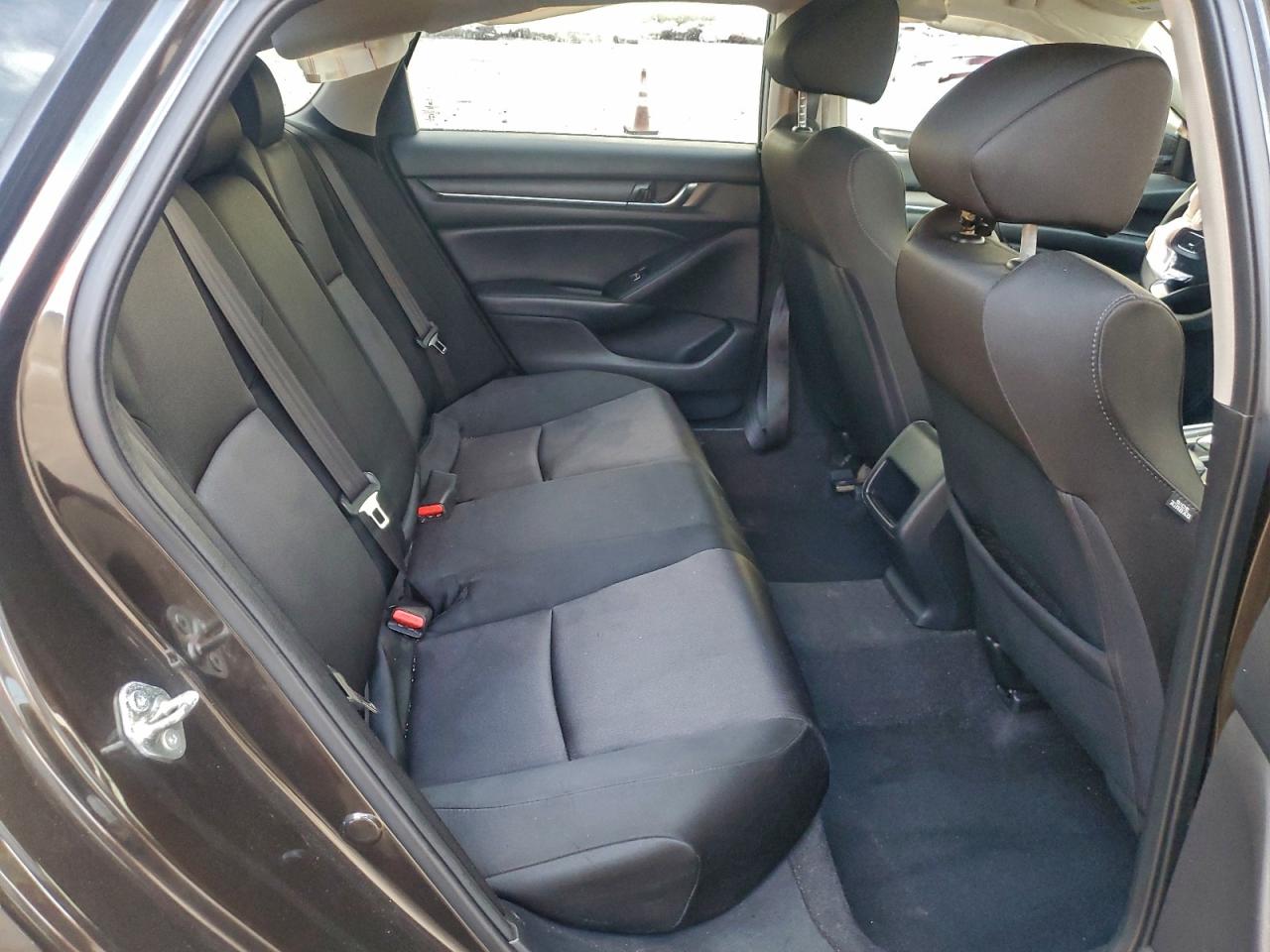 2018 Honda Accord Lx VIN: 1HGCV1F10JA261114 Lot: 94140085