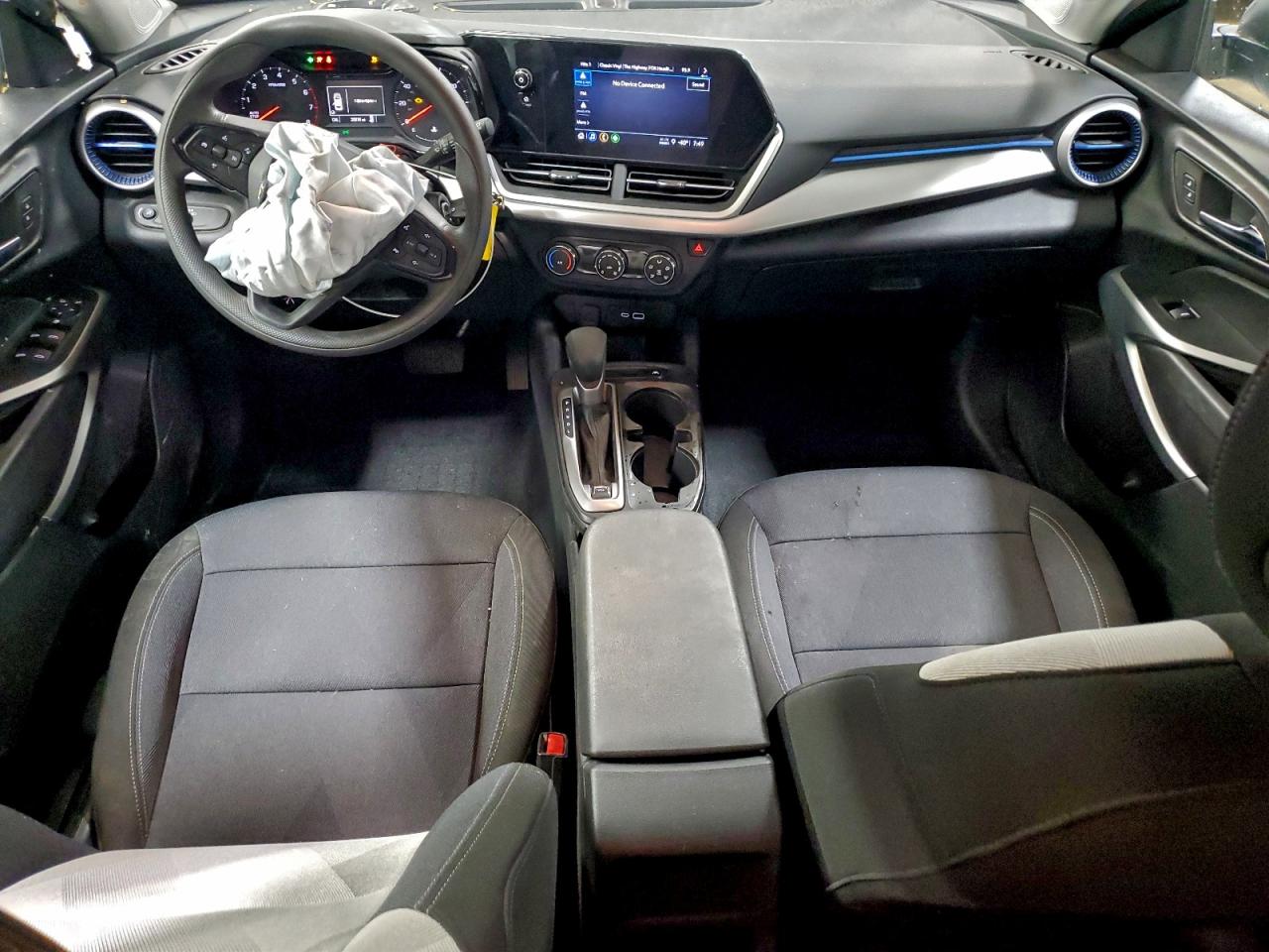 2024 Chevrolet Trax Ls VIN: KL77LFE25RC200190 Lot: 94095135