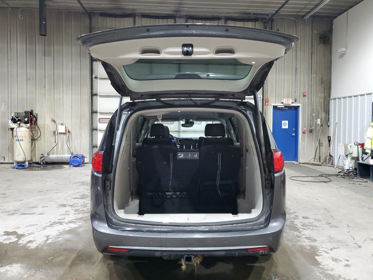 2017 Chrysler Pacifica Touring L Plus VIN: 2C4RC1EG8HR534391 Lot: 91870875