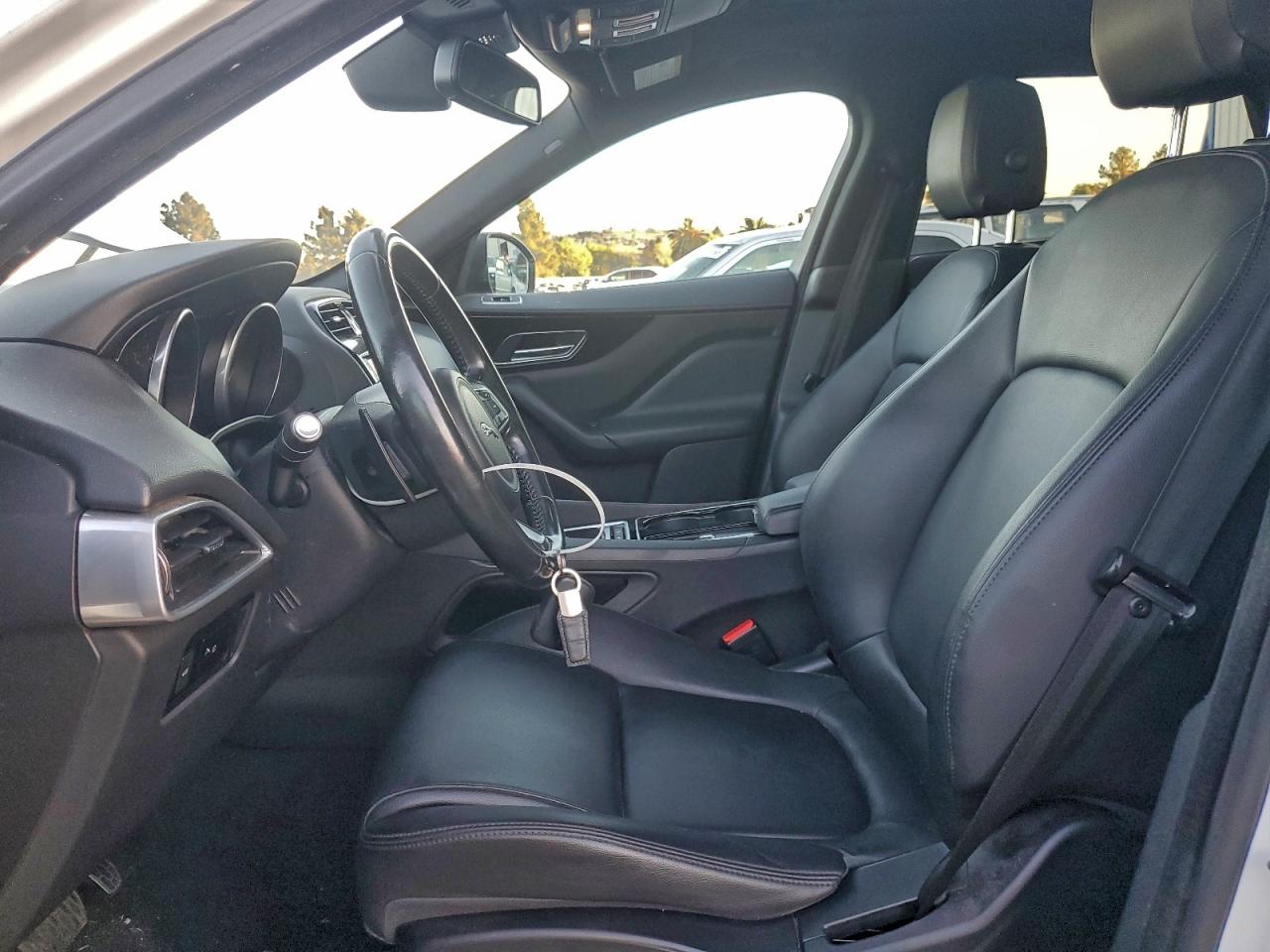 2017 Jaguar F-Pace Premium VIN: SADCJ2BVXHA053619 Lot: 93491675