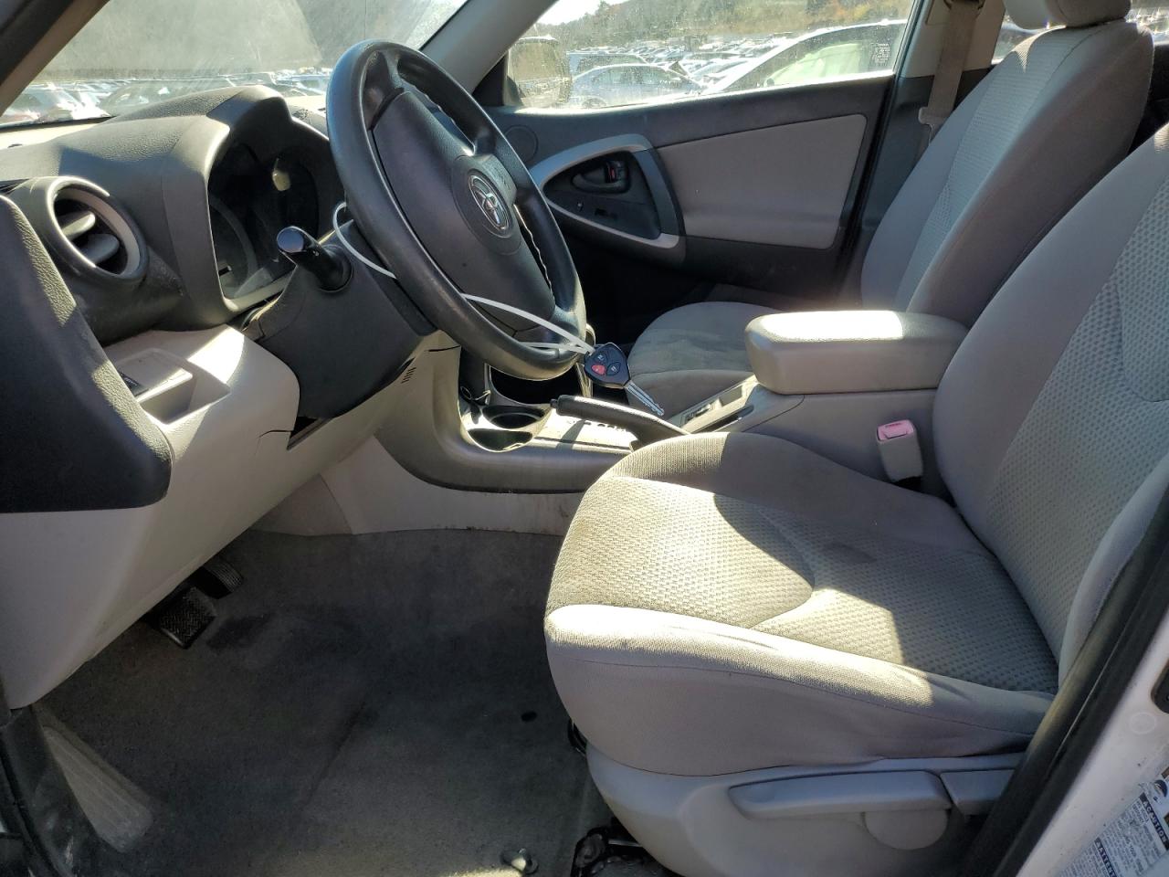 2007 Toyota Rav4 VIN: JTMBD33V075092830 Lot: 92900555