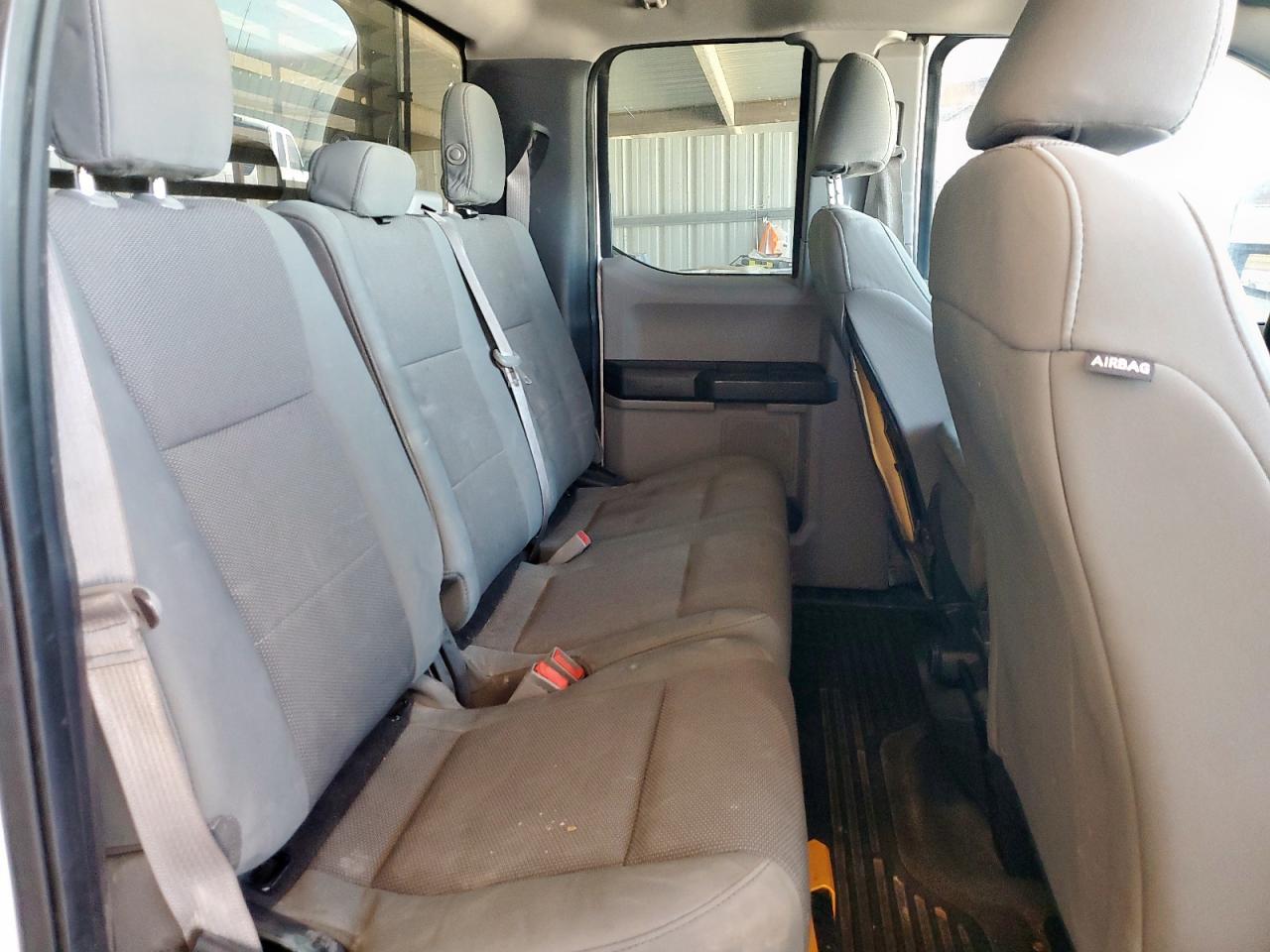 2018 Ford F350 Utility / Service Truck VIN: 1FT7X3B68JEC94510 Lot: 91474895