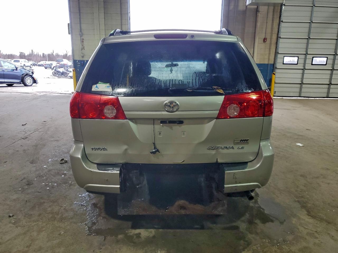 2010 Toyota Sienna Ce VIN: 5TDKK4CC3AS330097 Lot: 94312915