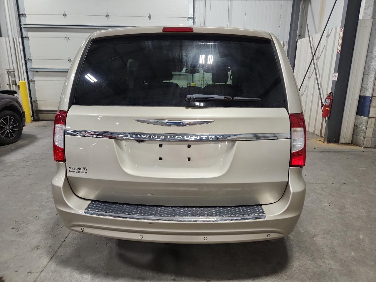 2015 Chrysler Town & Country Touring L VIN: 2C4RC1CG2FR507008 Lot: 92587335