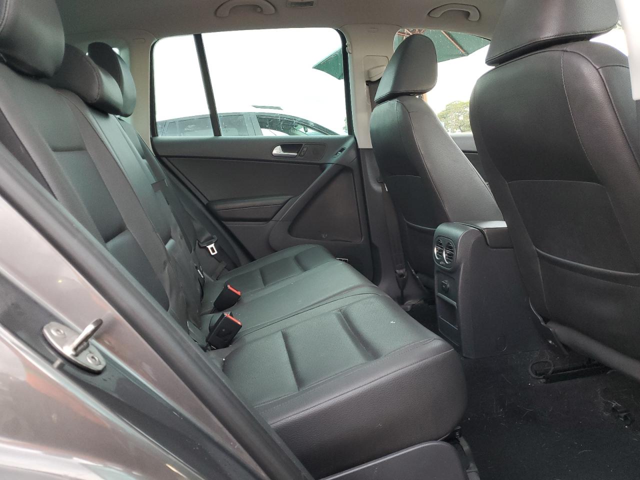 2015 Volkswagen Tiguan S VIN: WVGAV7AX5FW508752 Lot: 93029505