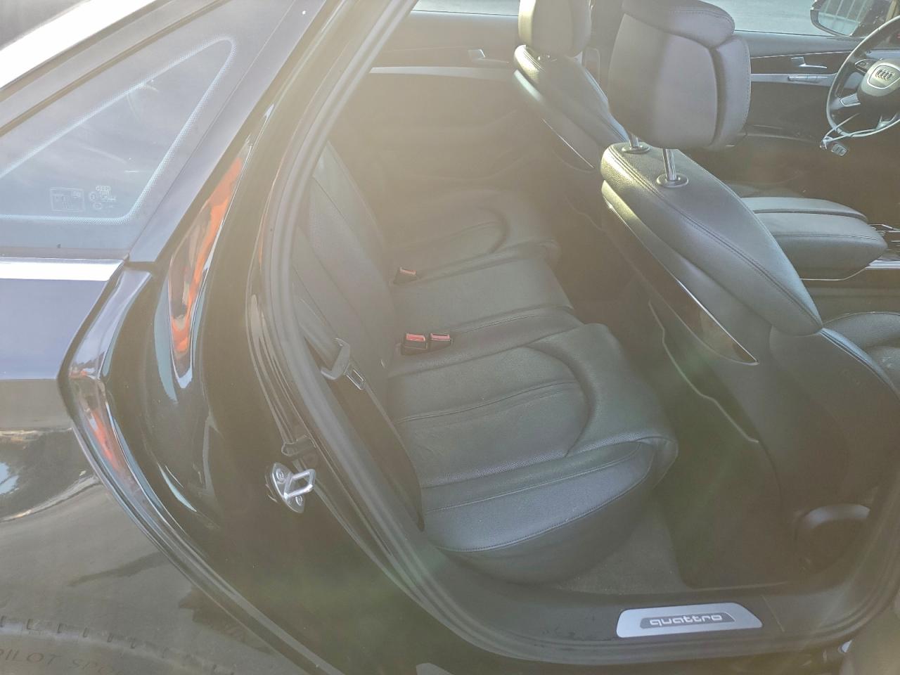 2015 Audi A8 Quattro VIN: WAUJGAFD7FN024210 Lot: 94632305