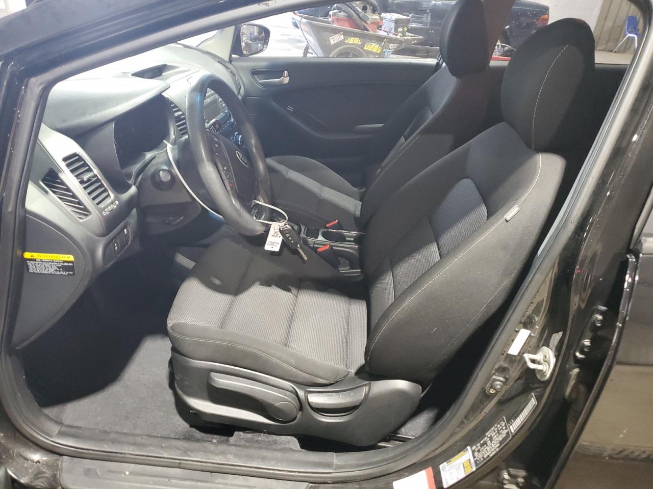 2017 Kia Forte Lx VIN: 3KPFK4A71HE026844 Lot: 92570545