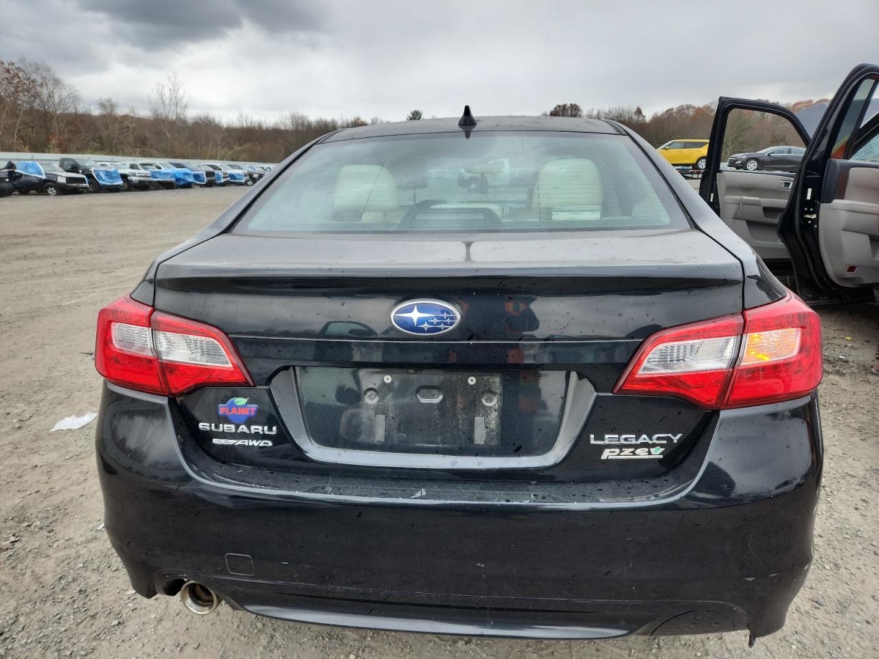 2017 Subaru Legacy 2.5I Premium VIN: 4S3BNAC60H3008092 Lot: 92789825
