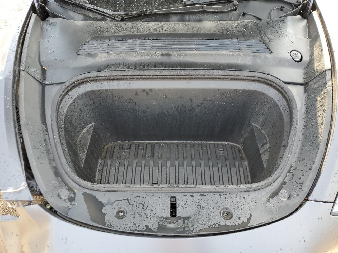 2021 Tesla Model Y VIN: 5YJYGAEE1MF293942 Lot: 90825625