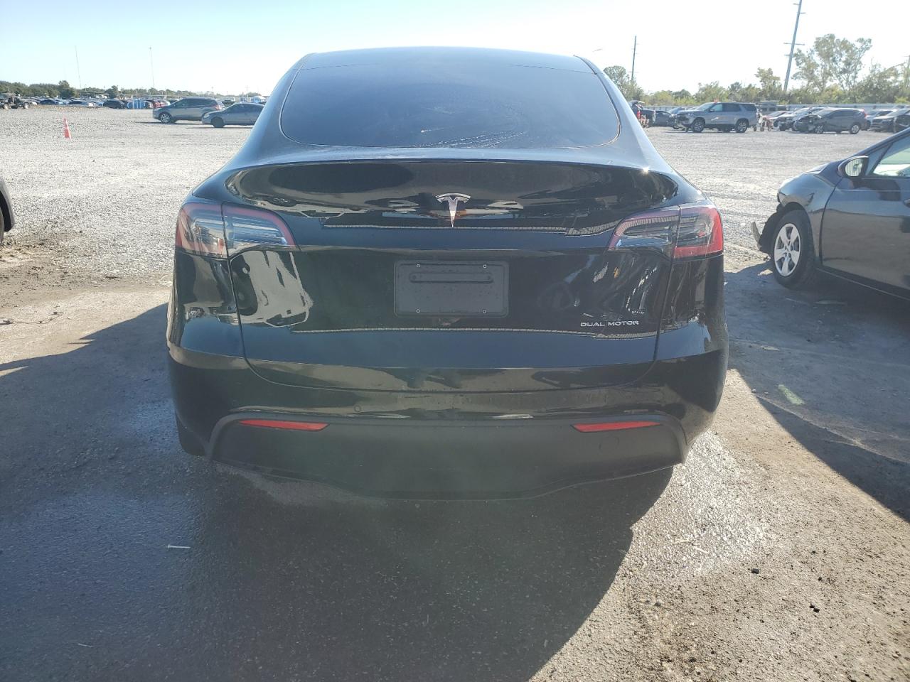2022 Tesla Model Y VIN: 7SAYGDEE3NF364192 Lot: 91740235