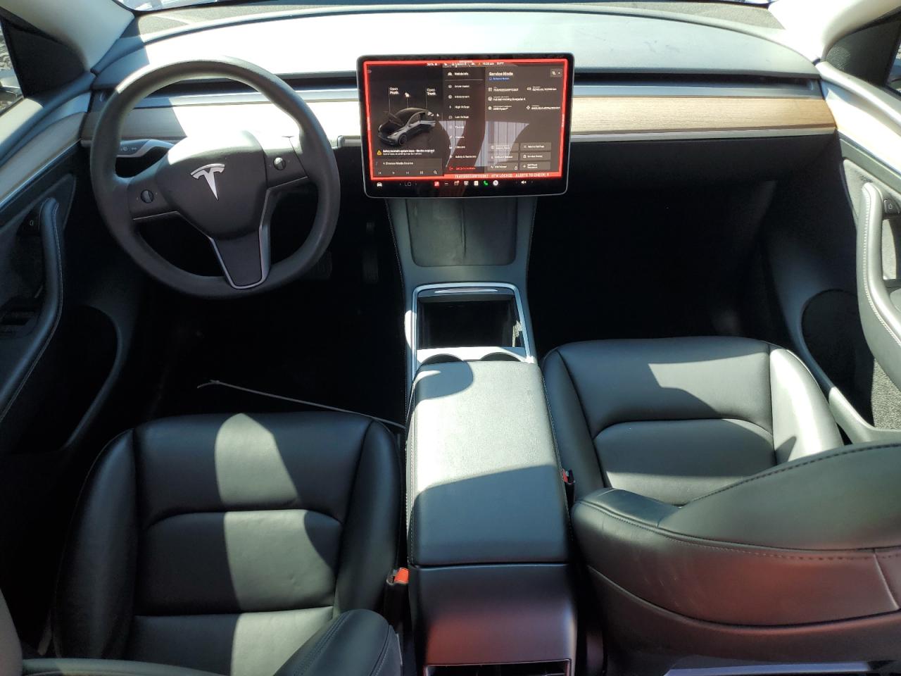 2024 Tesla Model Y VIN: 7SAYGDED3RF113587 Lot: 89726975