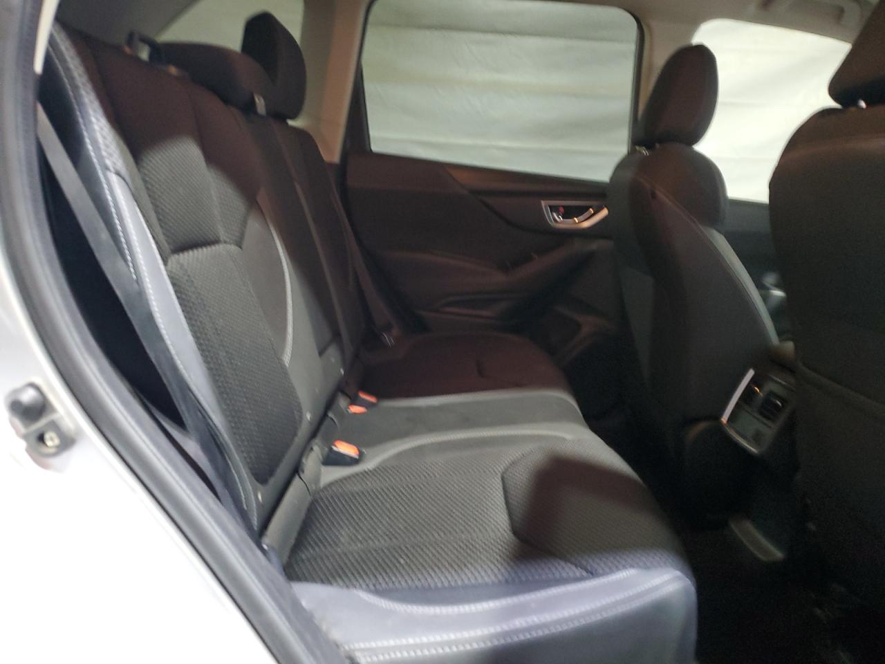 2019 Subaru Forester Premium VIN: JF2SKAEC1KH536263 Lot: 92940435