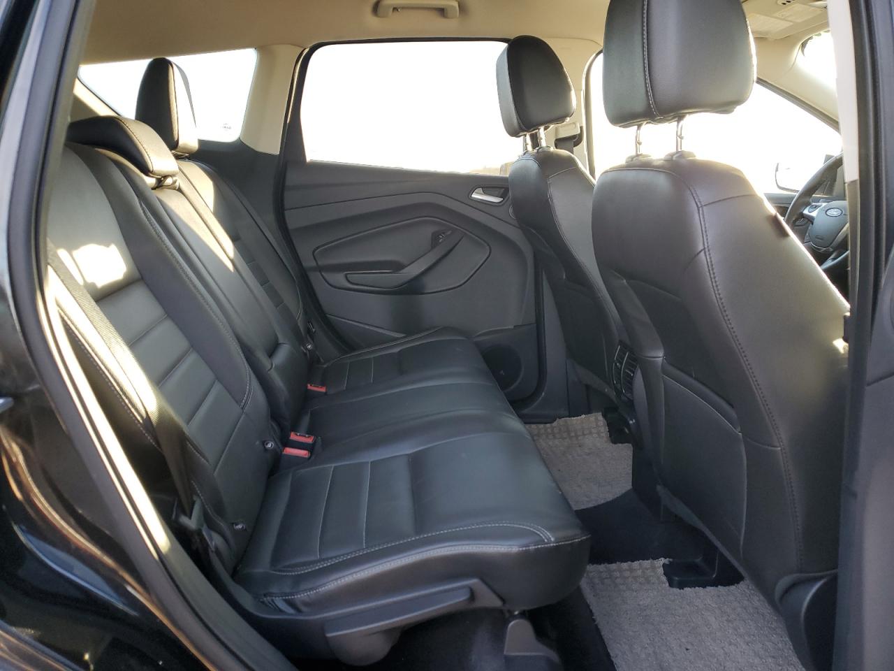 2015 Ford Escape Titanium VIN: 1FMCU9JXXFUA06662 Lot: 92945865