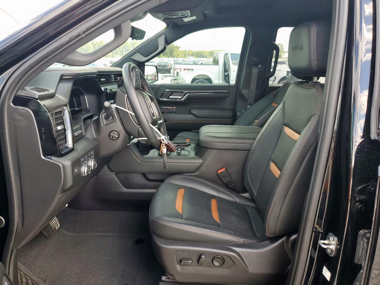 2024 GMC Sierra K1500 At4 VIN: 3GTUUEE85RG125408 Lot: 92111545