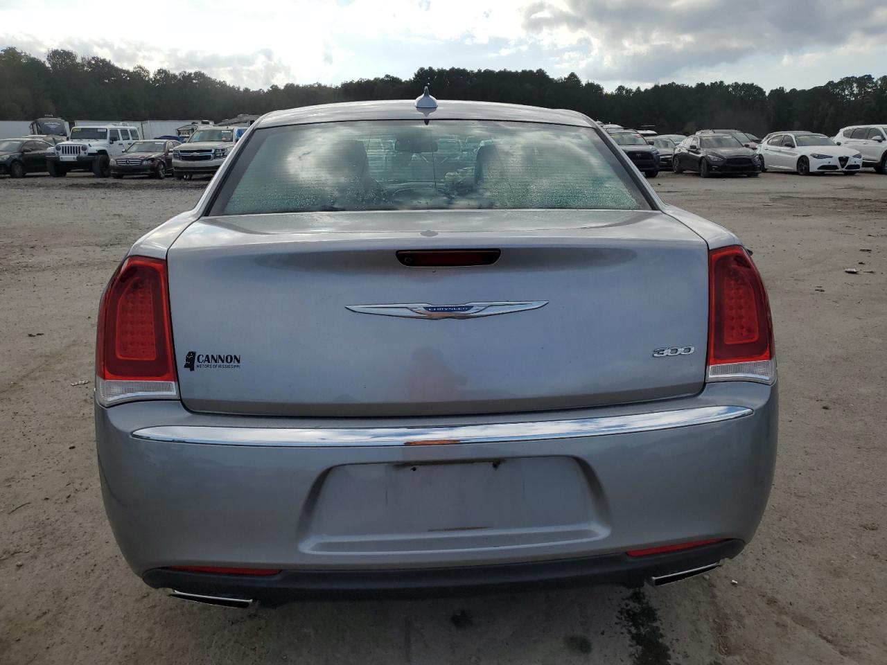 2018 Chrysler 300 Limited VIN: 2C3CCAEGXJH234924 Lot: 91945285