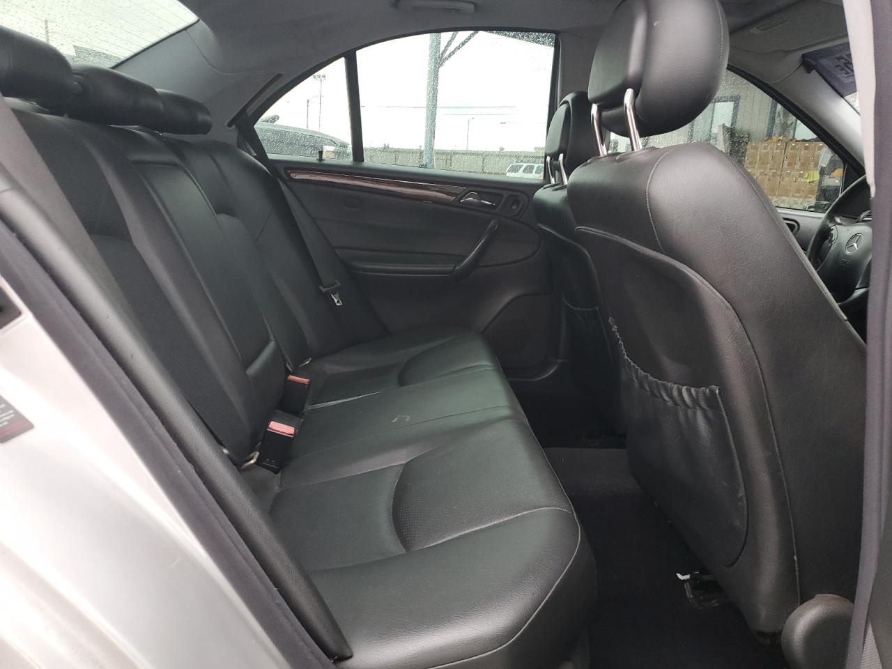 2003 Mercedes-Benz C 240 VIN: WDBRF61JX3F318398 Lot: 93330365