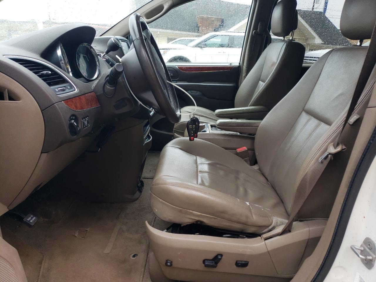 2013 Chrysler Town & Country Touring VIN: 2C4RC1BG5DR722560 Lot: 93606055