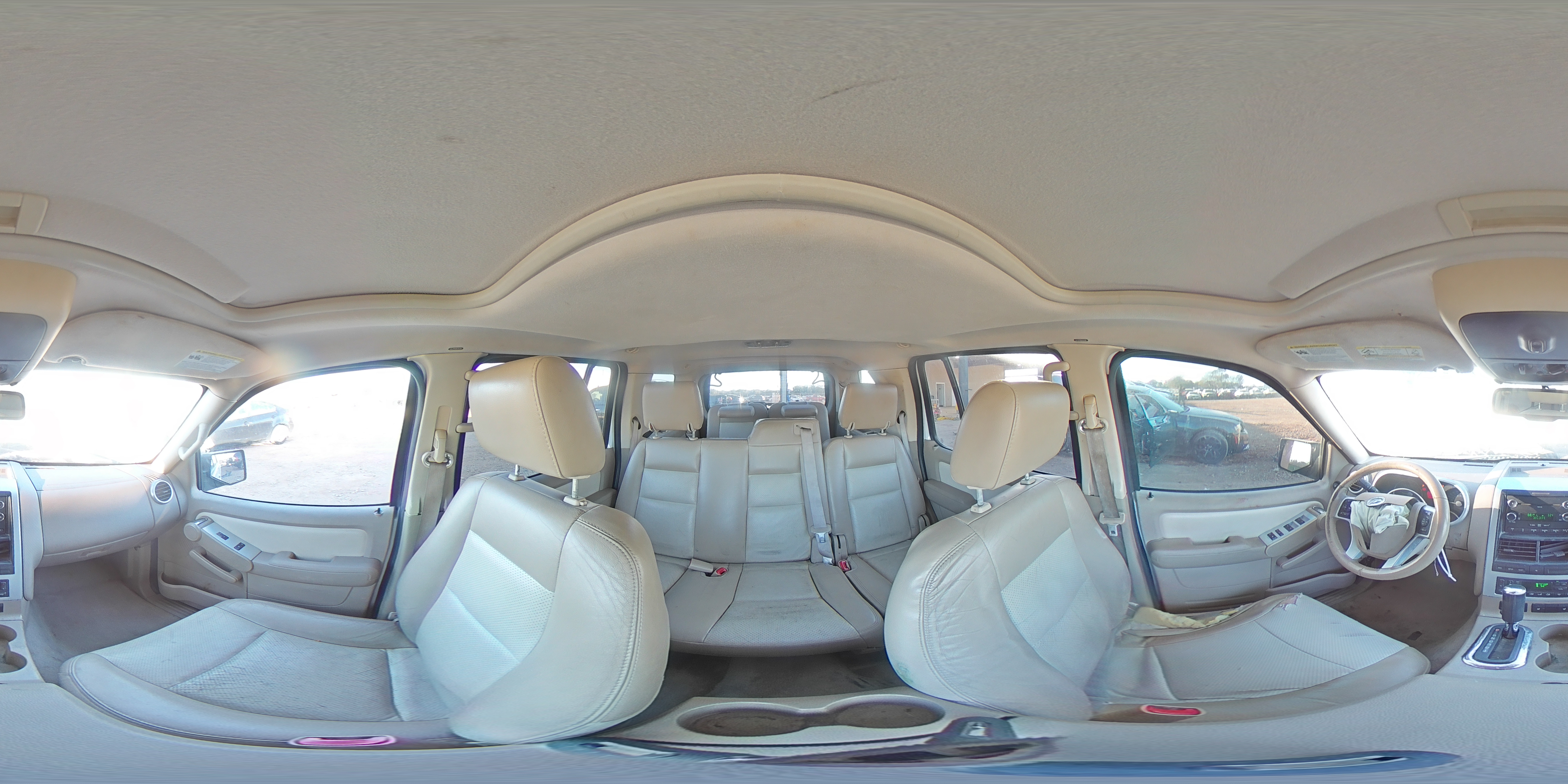 2007 Mercury Mountaineer Luxury VIN: 4M2EU37E67UJ14028 Lot: 92277335