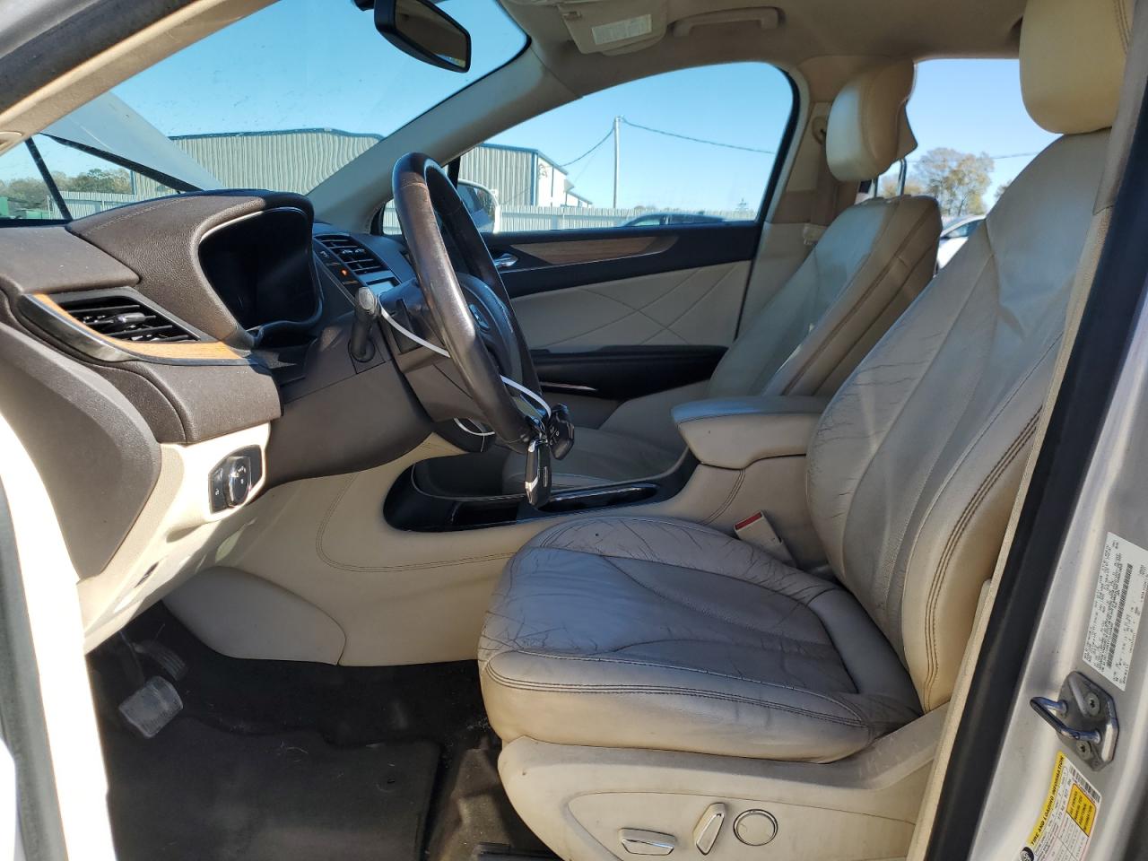 2015 Lincoln Mkc VIN: 5LMCJ1A9XFUJ22856 Lot: 92081035