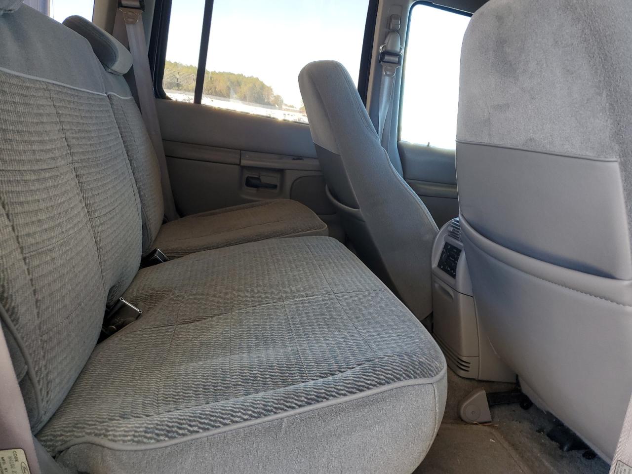 1995 Ford Explorer VIN: 1FMDU32X2SUB97231 Lot: 92242785