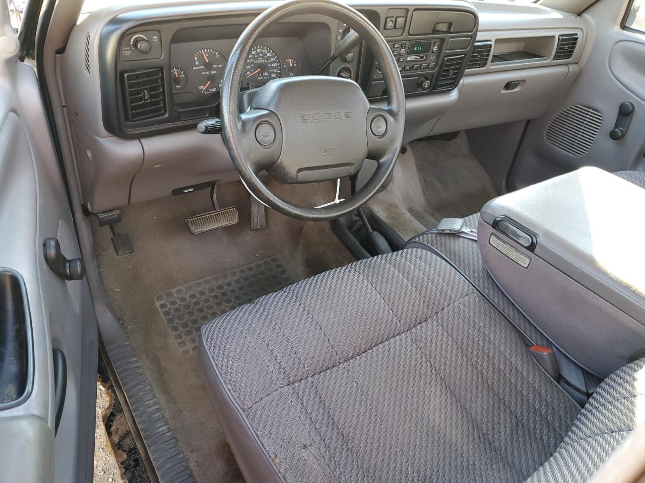1994 Dodge Ram 1500 VIN: 1B7HF16Y2RS672549 Lot: 92296555