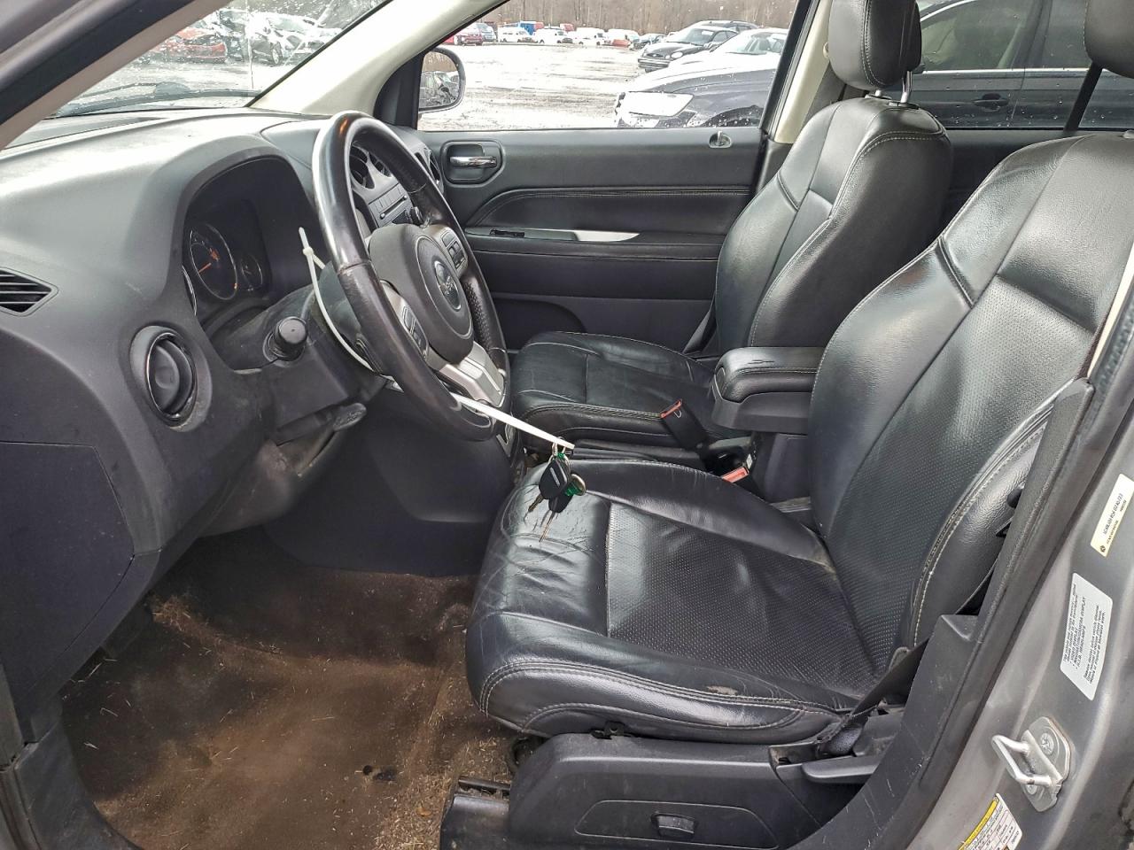 2015 Jeep Compass Latitude VIN: 1C4NJDEB5FD245723 Lot: 94251425