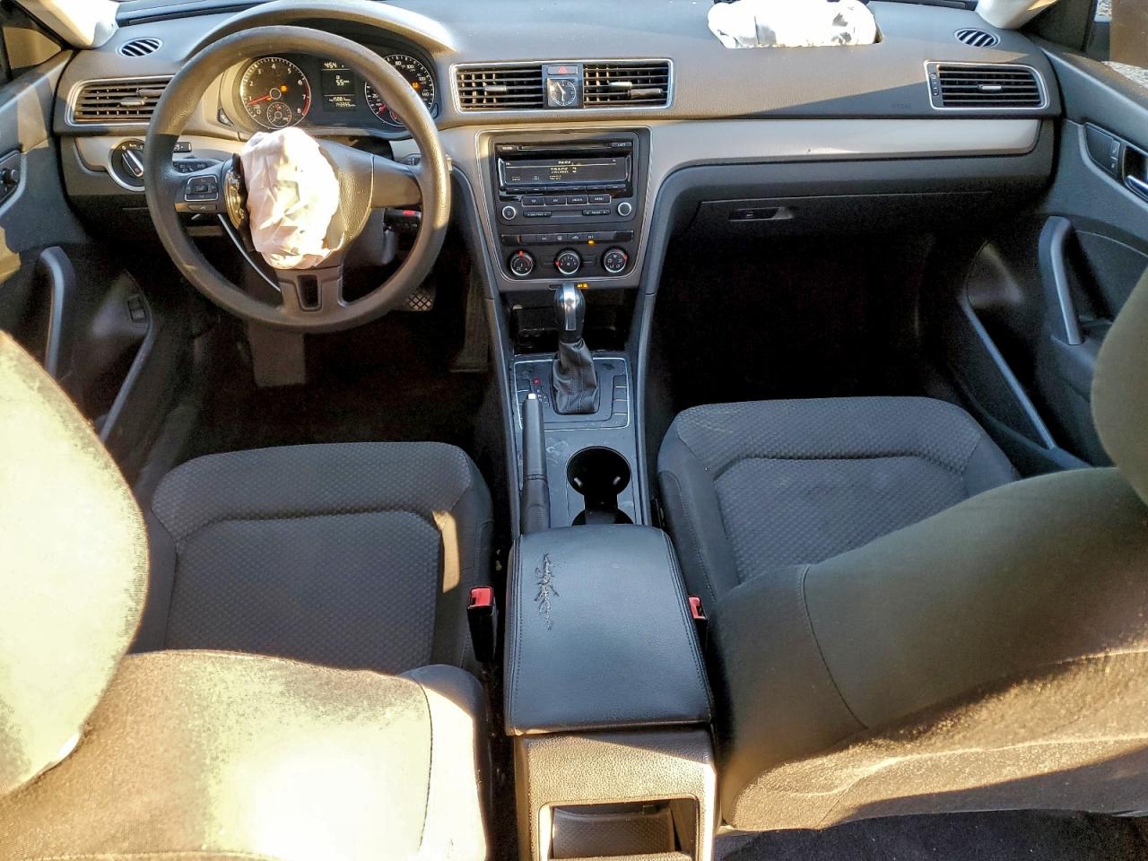 2014 Volkswagen Passat S VIN: 1VWAS7A31EC111580 Lot: 94245555