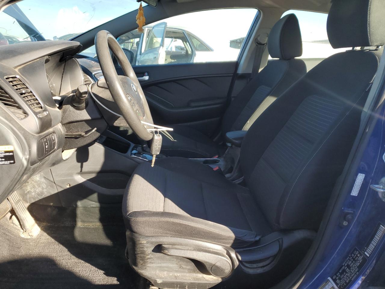 2017 Kia Forte Lx VIN: 3KPFL4A78HE012405 Lot: 93366535