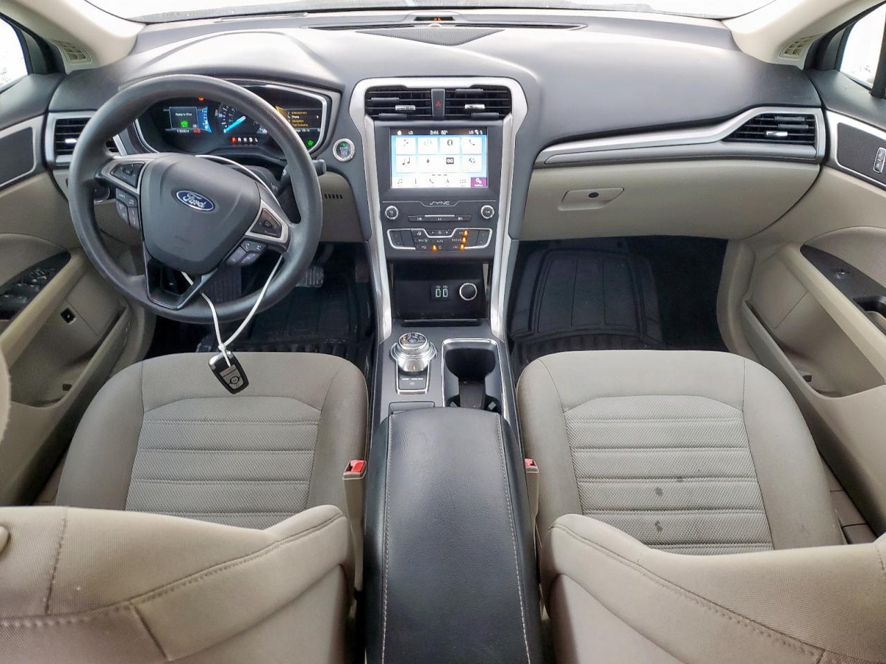 2019 Ford Fusion Se VIN: 3FA6P0LU2KR262017 Lot: 93027115