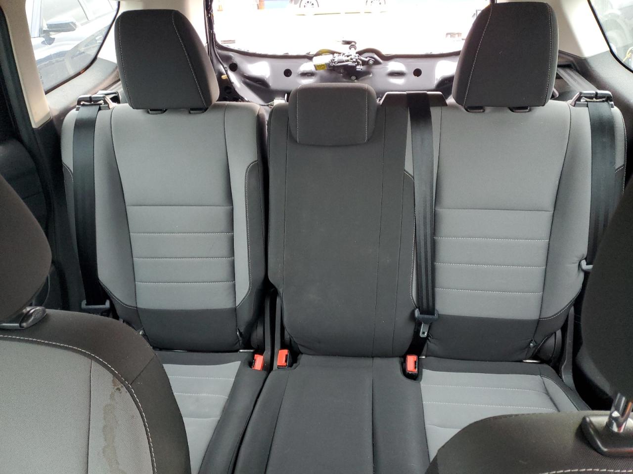 2017 Ford Escape S VIN: 1FMCU0F73HUC67543 Lot: 92160815