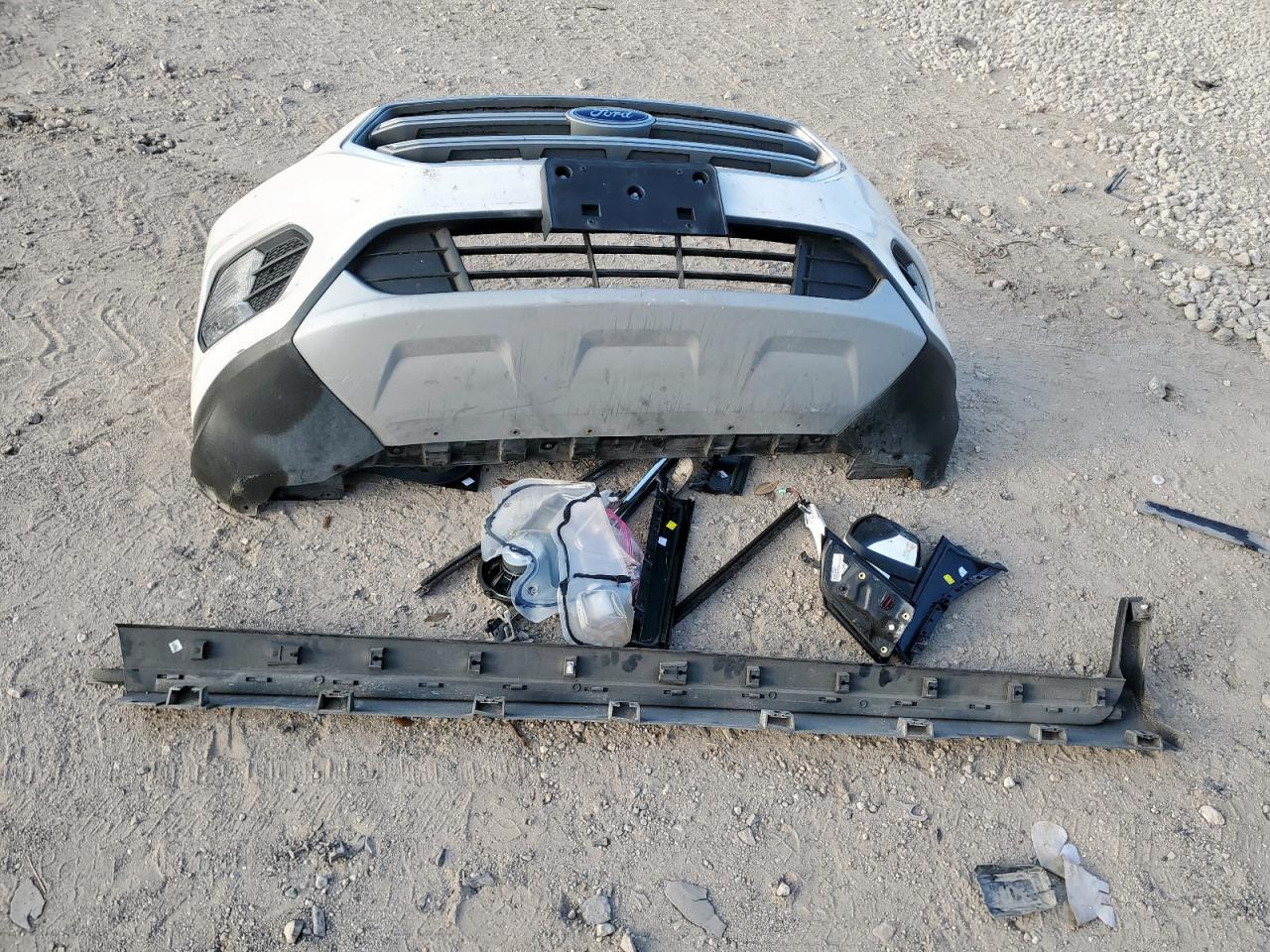 2017 Ford Escape Titanium VIN: 1FMCU0J9XHUC33950 Lot: 91053615