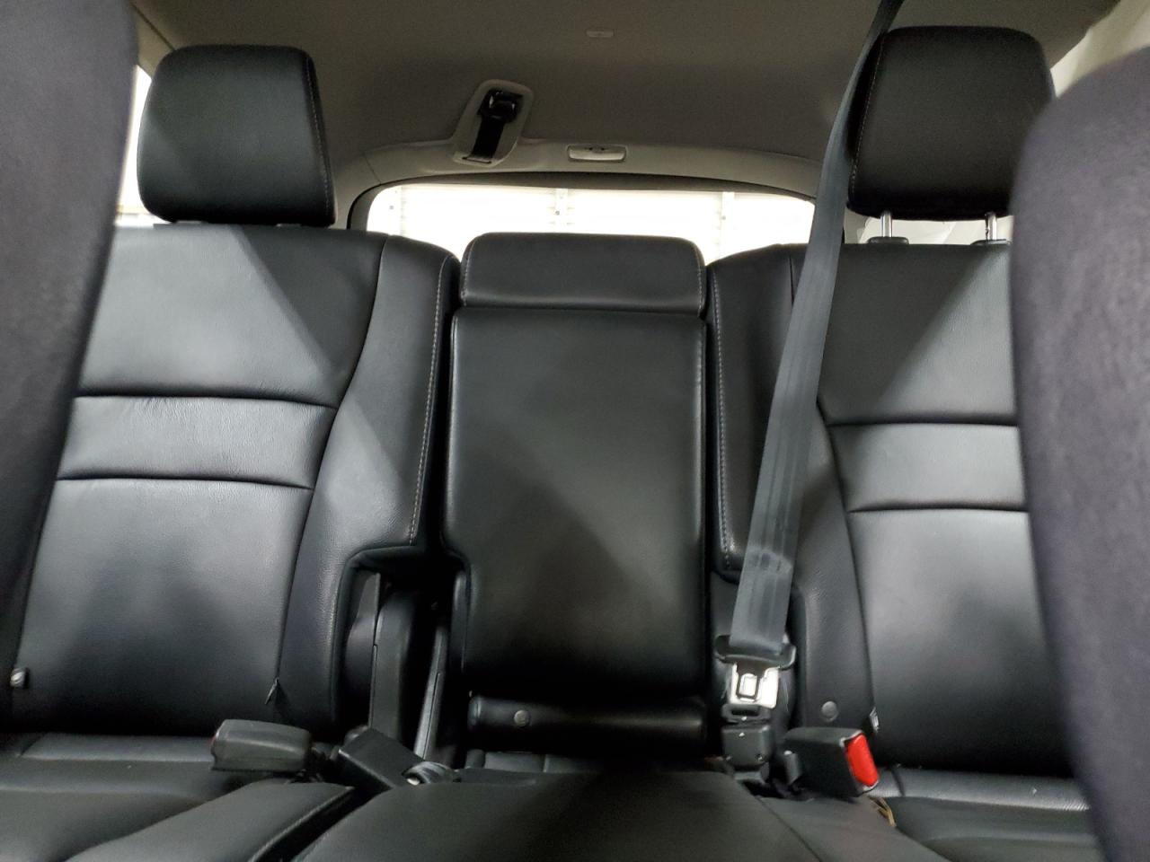 2017 Honda Pilot Exl VIN: 5FNYF6H55HB016308 Lot: 92990635