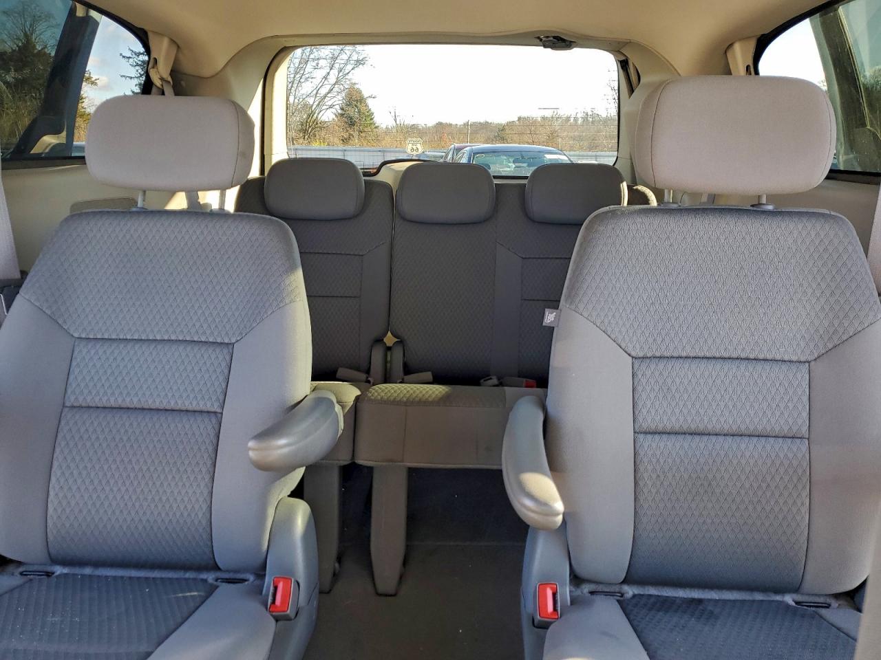 2009 Chrysler Town & Country Touring VIN: 2A8HR54139R573060 Lot: 94029595