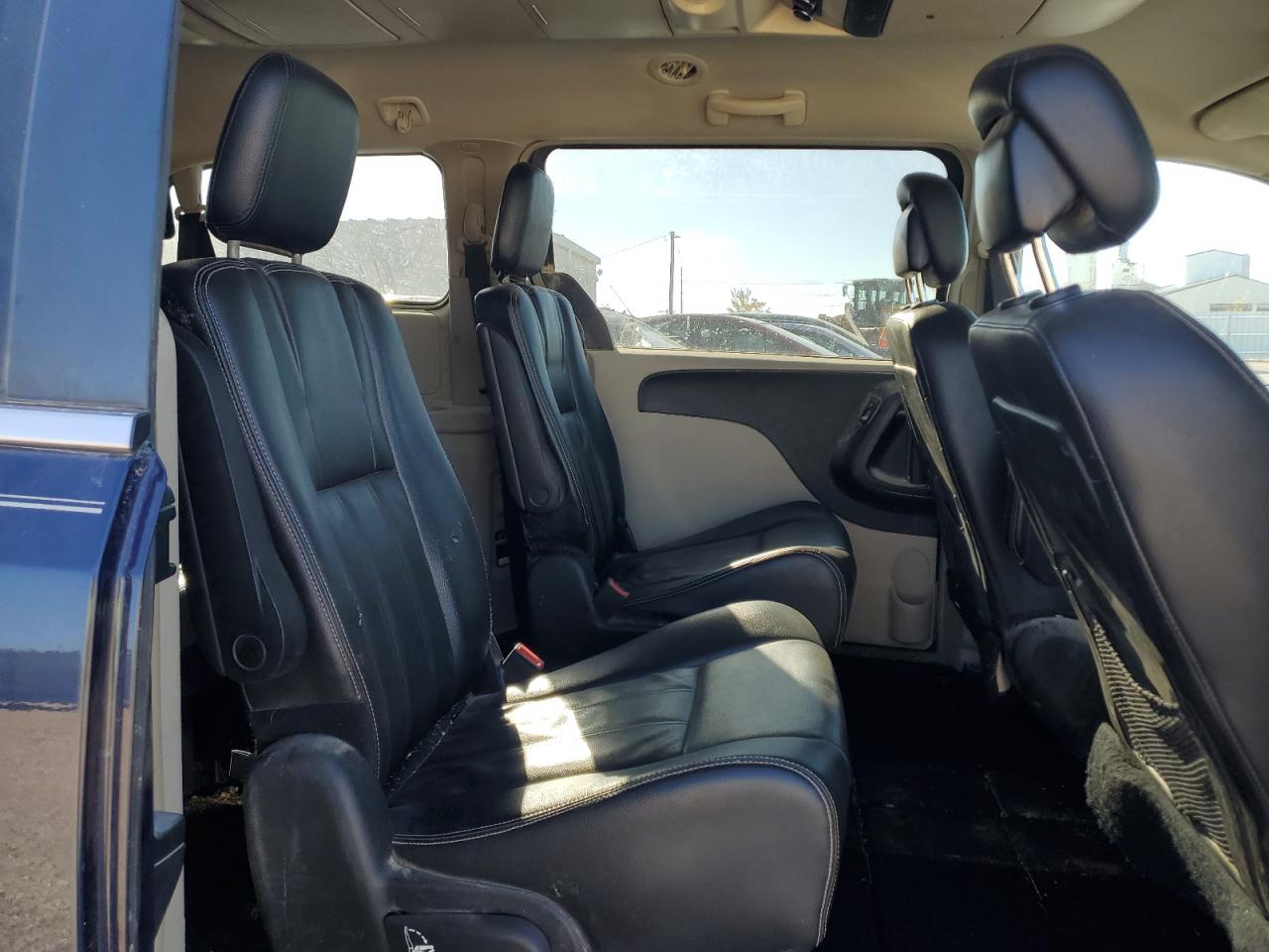 2014 Chrysler Town & Country Touring VIN: 2C4RC1BGXER358315 Lot: 90655195