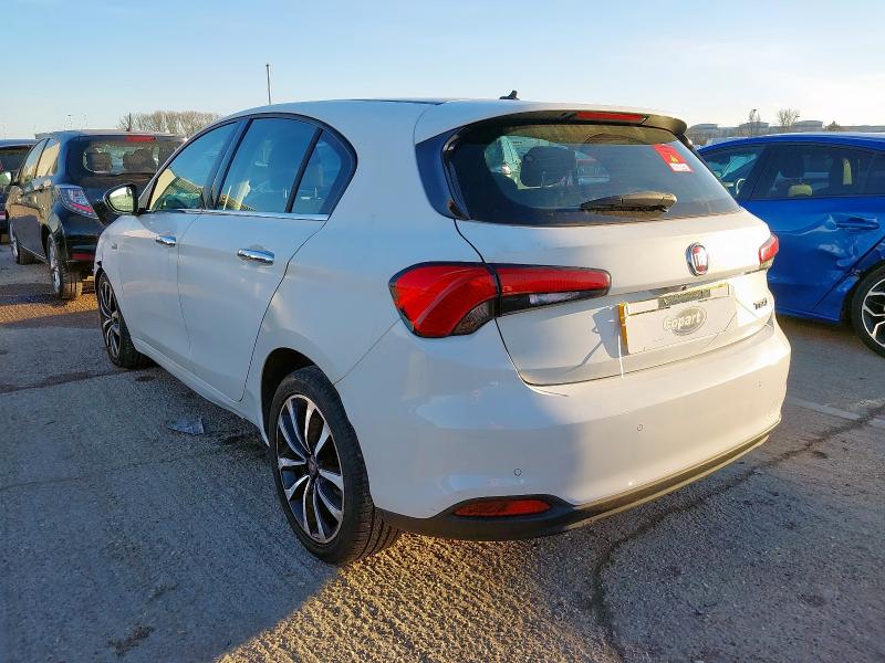 2017 FIAT TIPO 1.4 LOUNGE 5DR