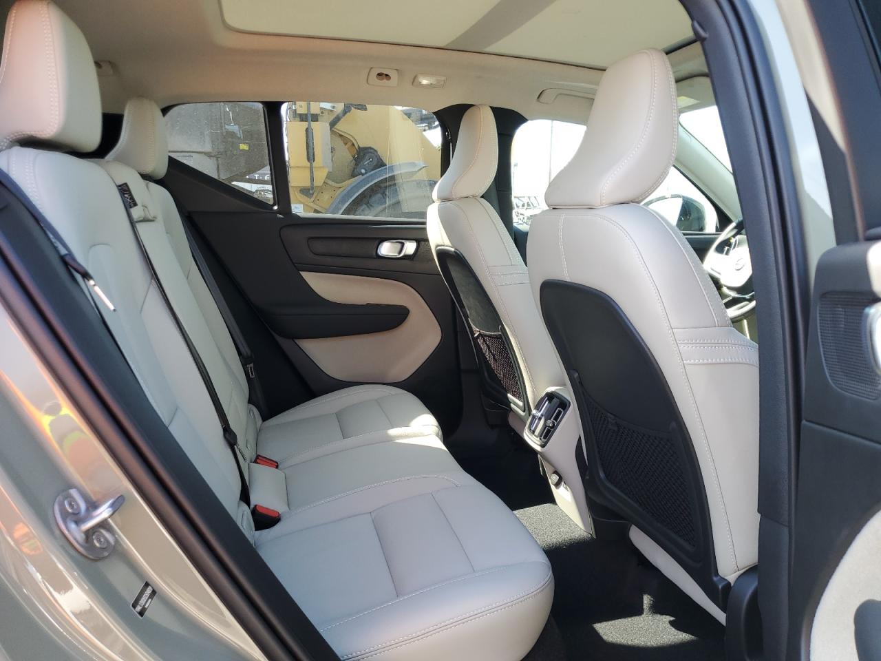 2025 Volvo Xc40 Plus VIN: YV4L12UC6S2524820 Lot: 91846235