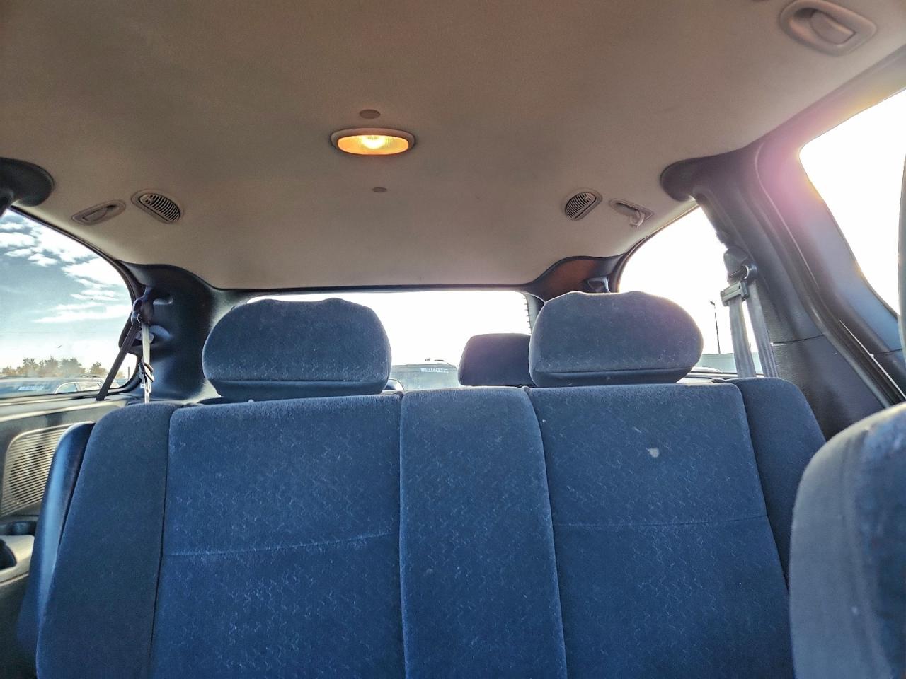 2001 Dodge Grand Caravan Sport VIN: 2B4GP44321R361174 Lot: 93970455