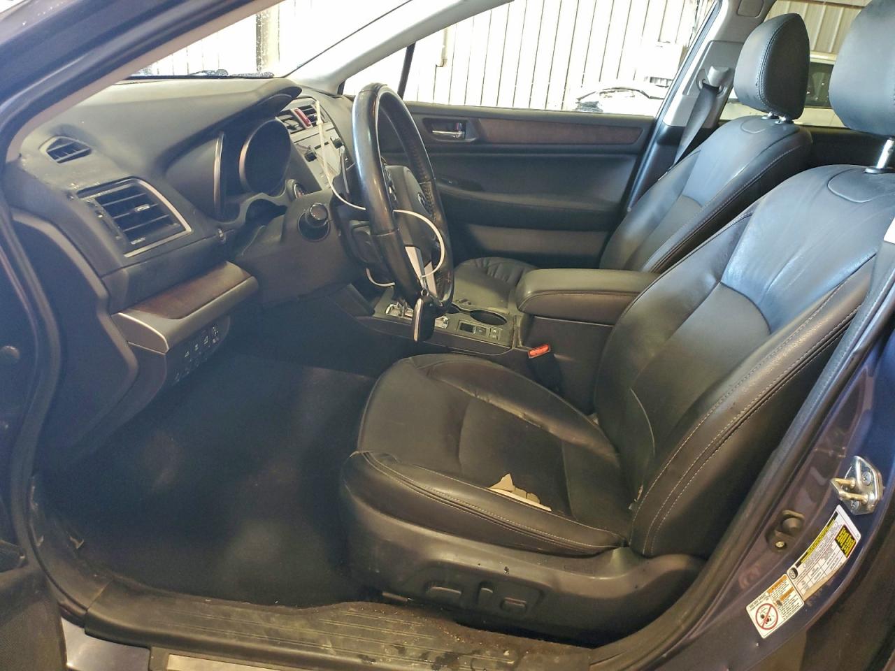 2016 Subaru Outback 3.6R Limited VIN: 4S4BSENC2G3307998 Lot: 93898245