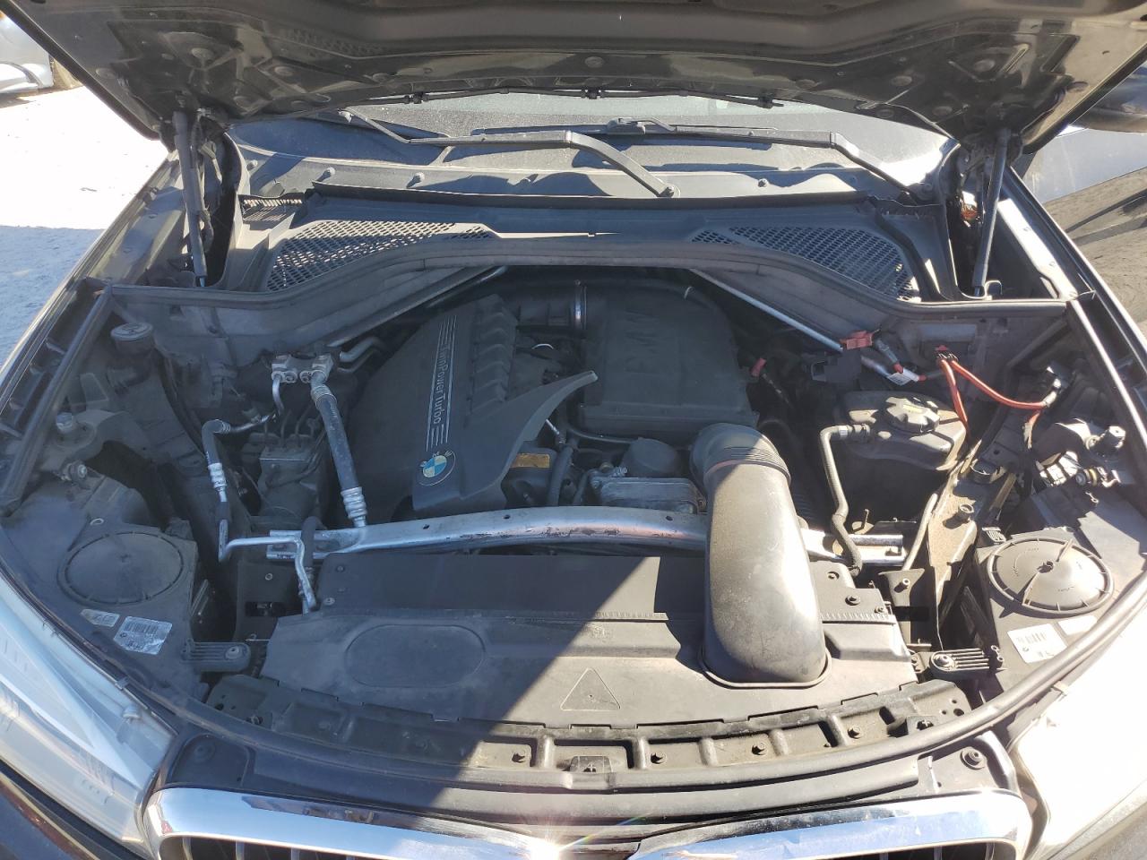 2015 BMW X5 xDrive35I VIN: 5UXKR0C57F0P02698 Lot: 92893495